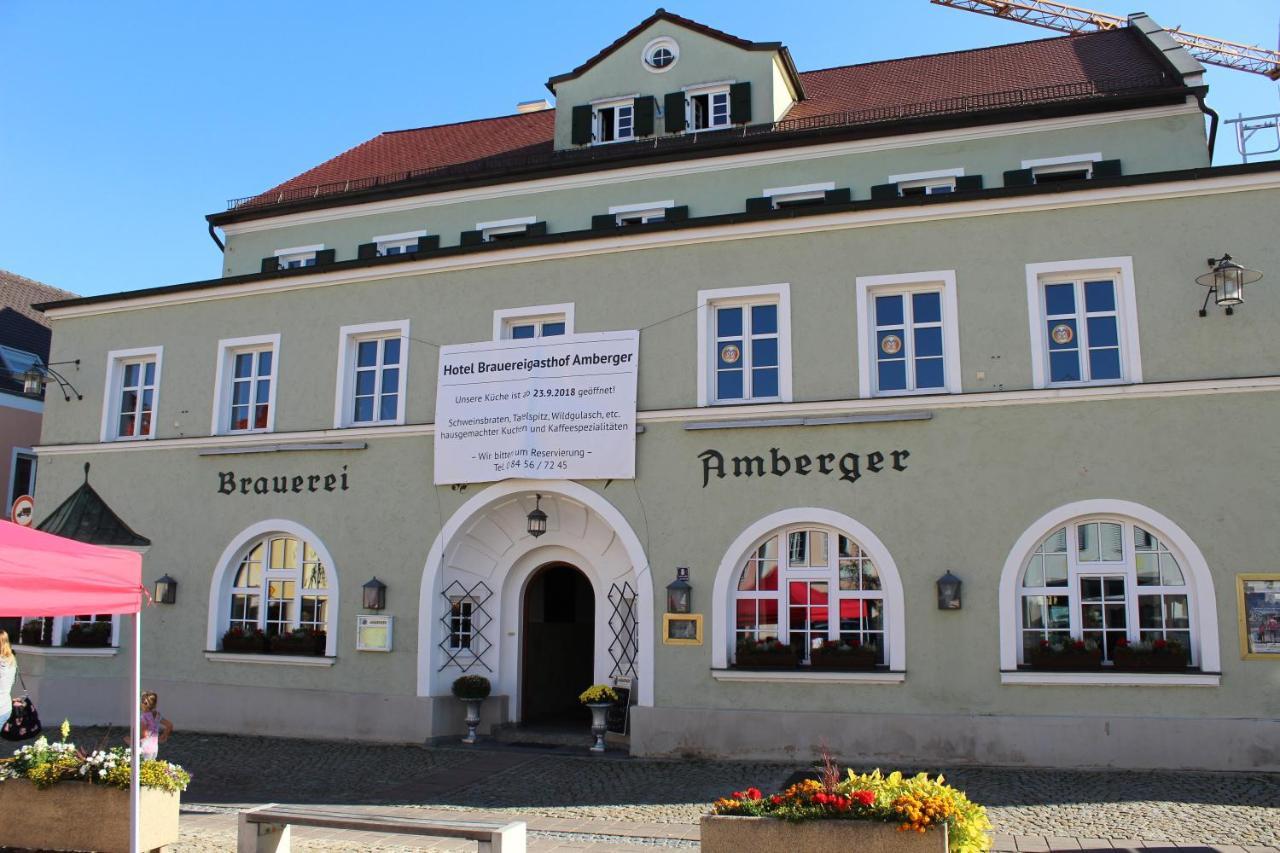 Hotel Brauereigasthof Amberger Kosching Esterno foto