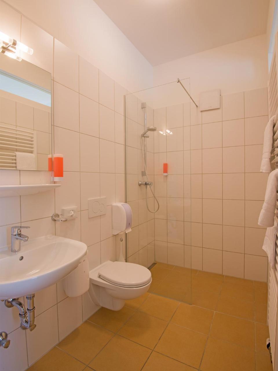 Hotel Brauereigasthof Amberger Kosching Esterno foto