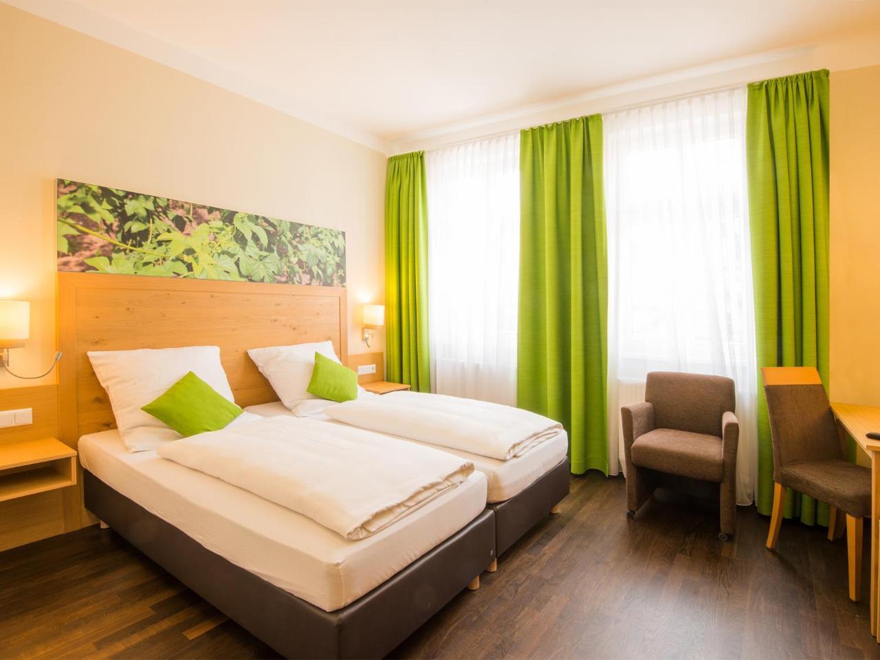 Hotel Brauereigasthof Amberger Kosching Esterno foto