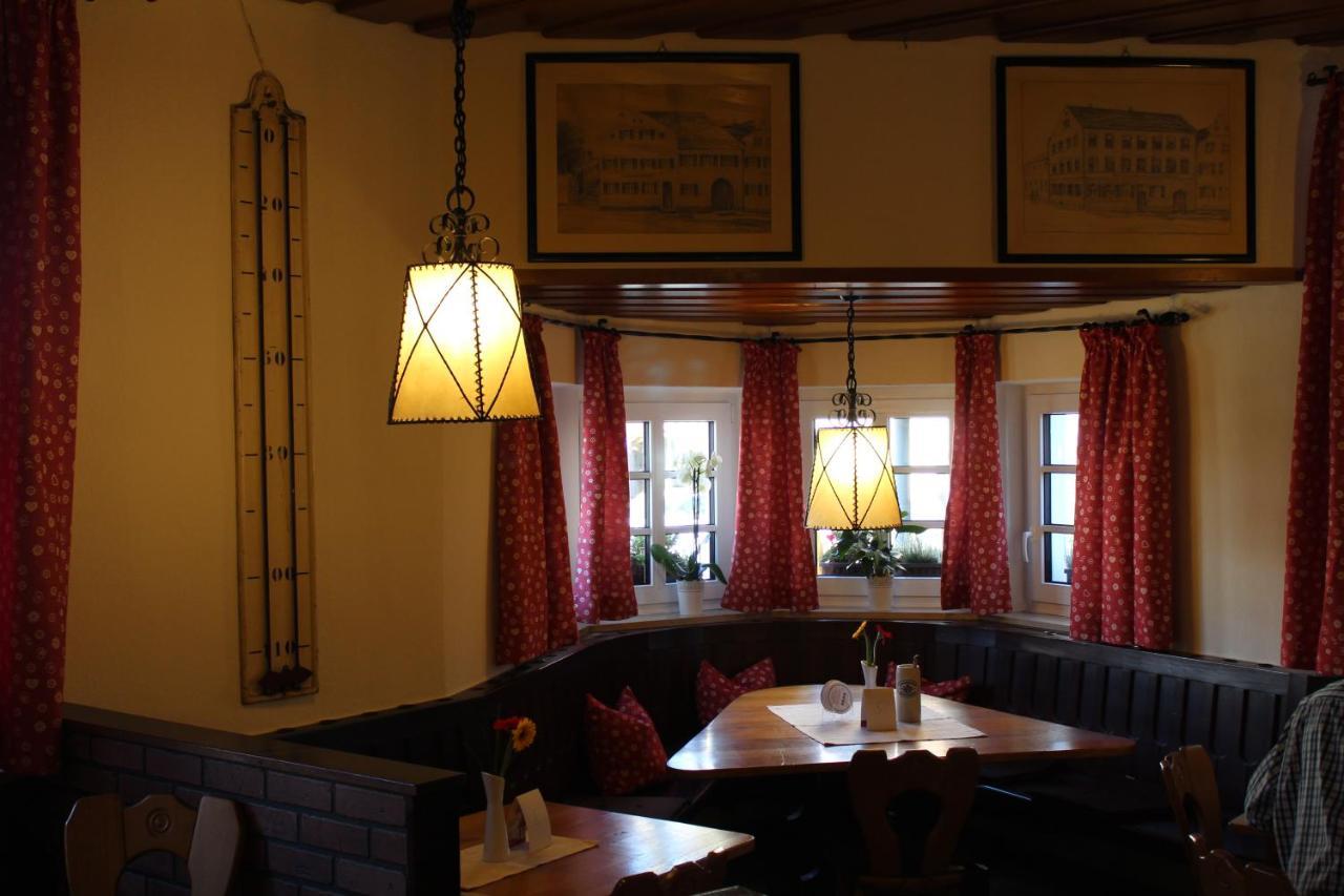 Hotel Brauereigasthof Amberger Kosching Esterno foto