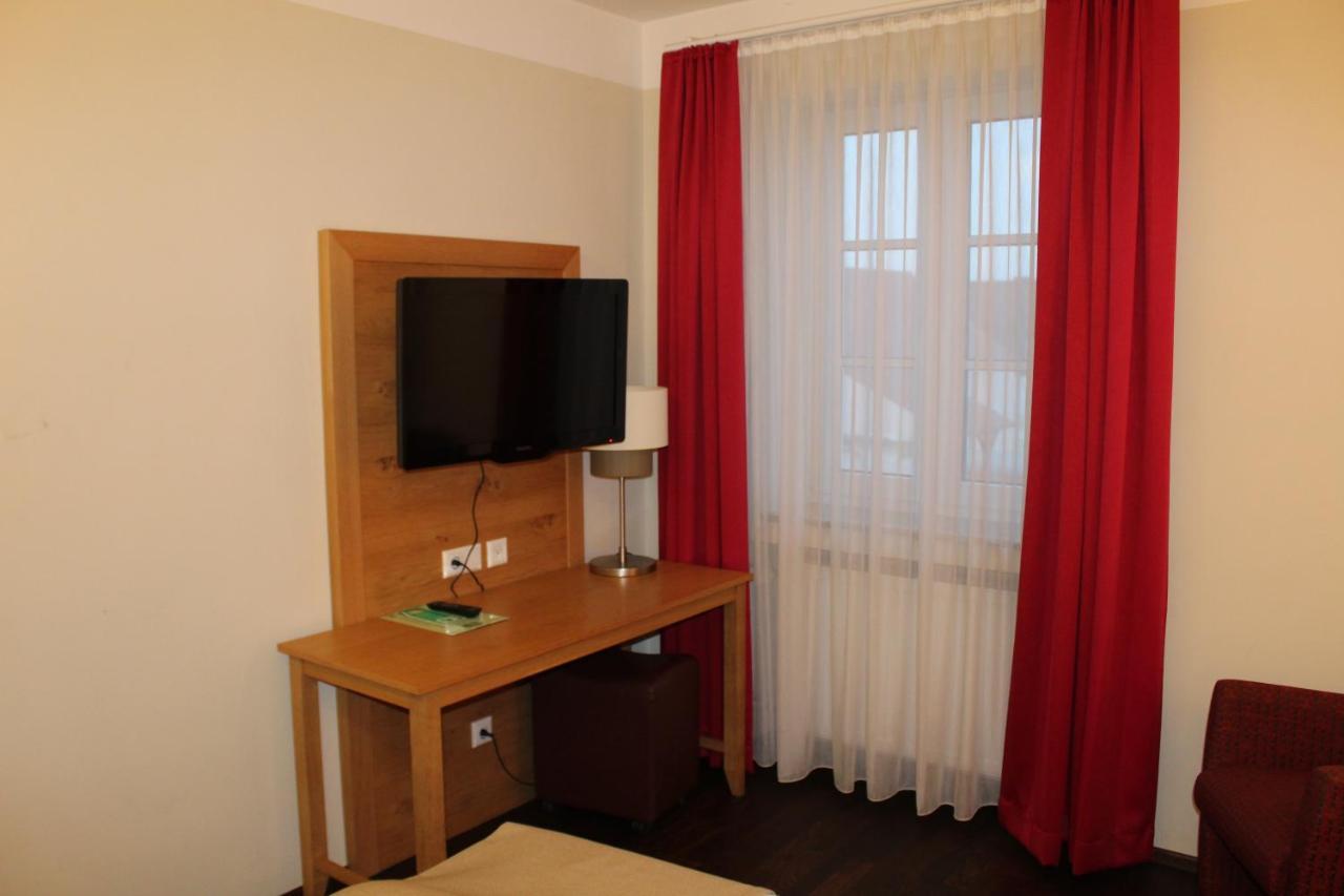 Hotel Brauereigasthof Amberger Kosching Esterno foto